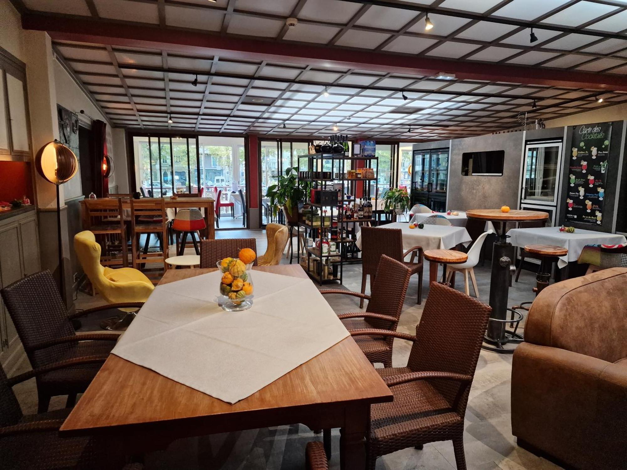 Logis Central Hotel - Restaurant & Spa Bort-les-Orgues Exterior photo