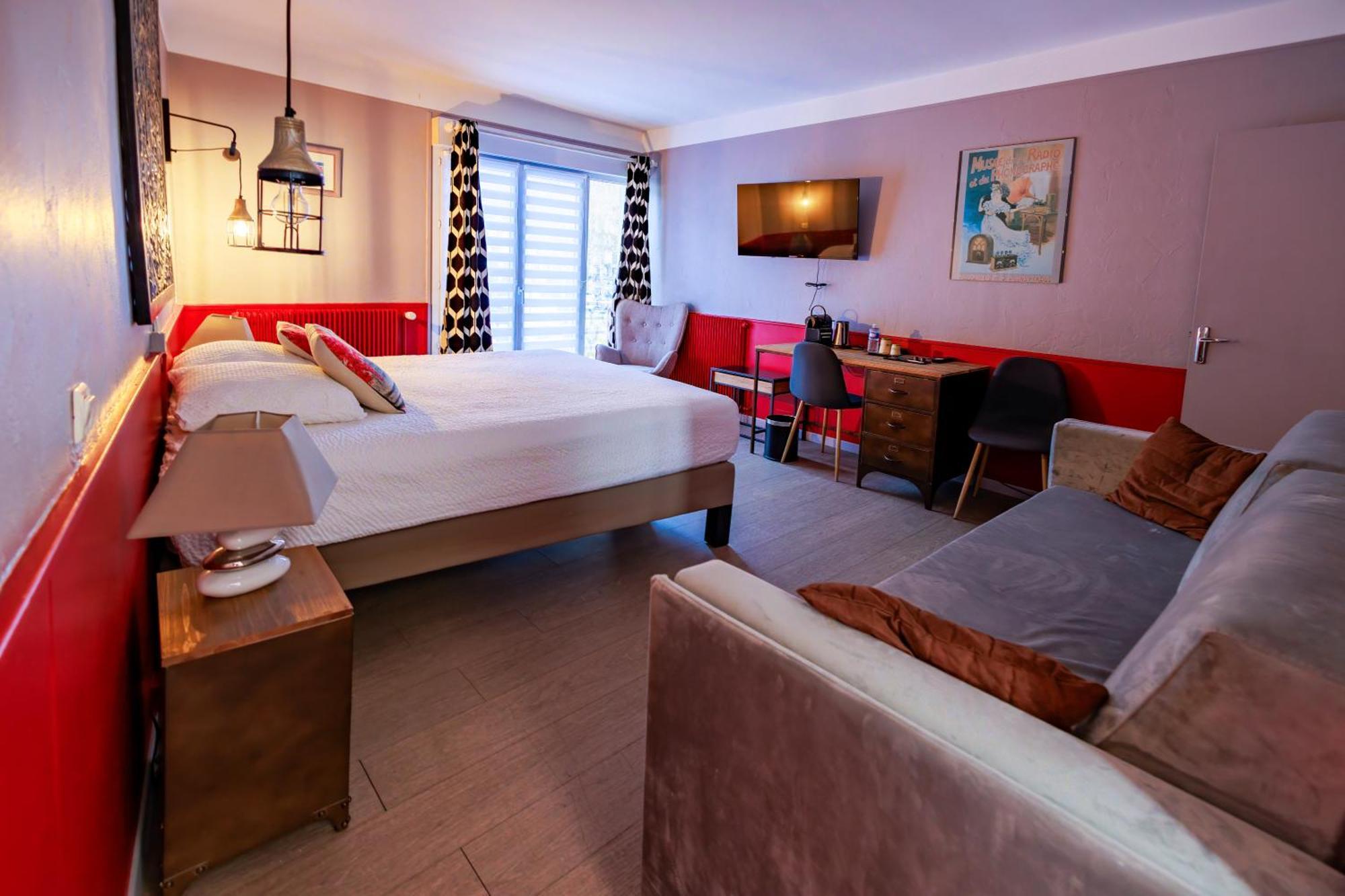 Logis Central Hotel - Restaurant & Spa Bort-les-Orgues Exterior photo